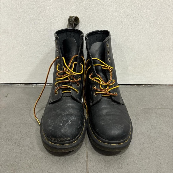 Dr Martens Boots - Size 6 Men’s - Picture 1 of 1